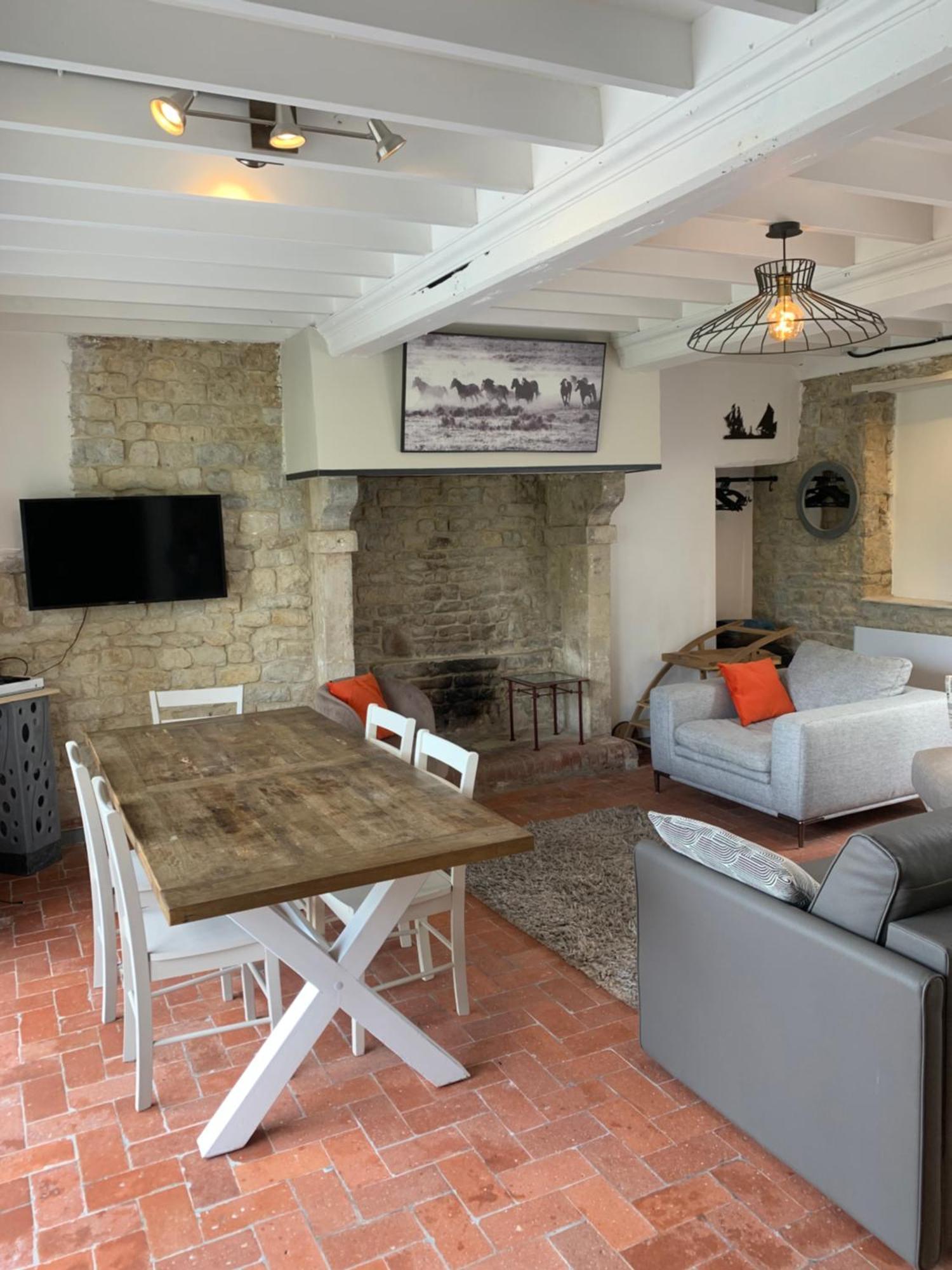 Comfortable House For 6 Guests In Saint-Come-Du-Mont Villa Esterno foto