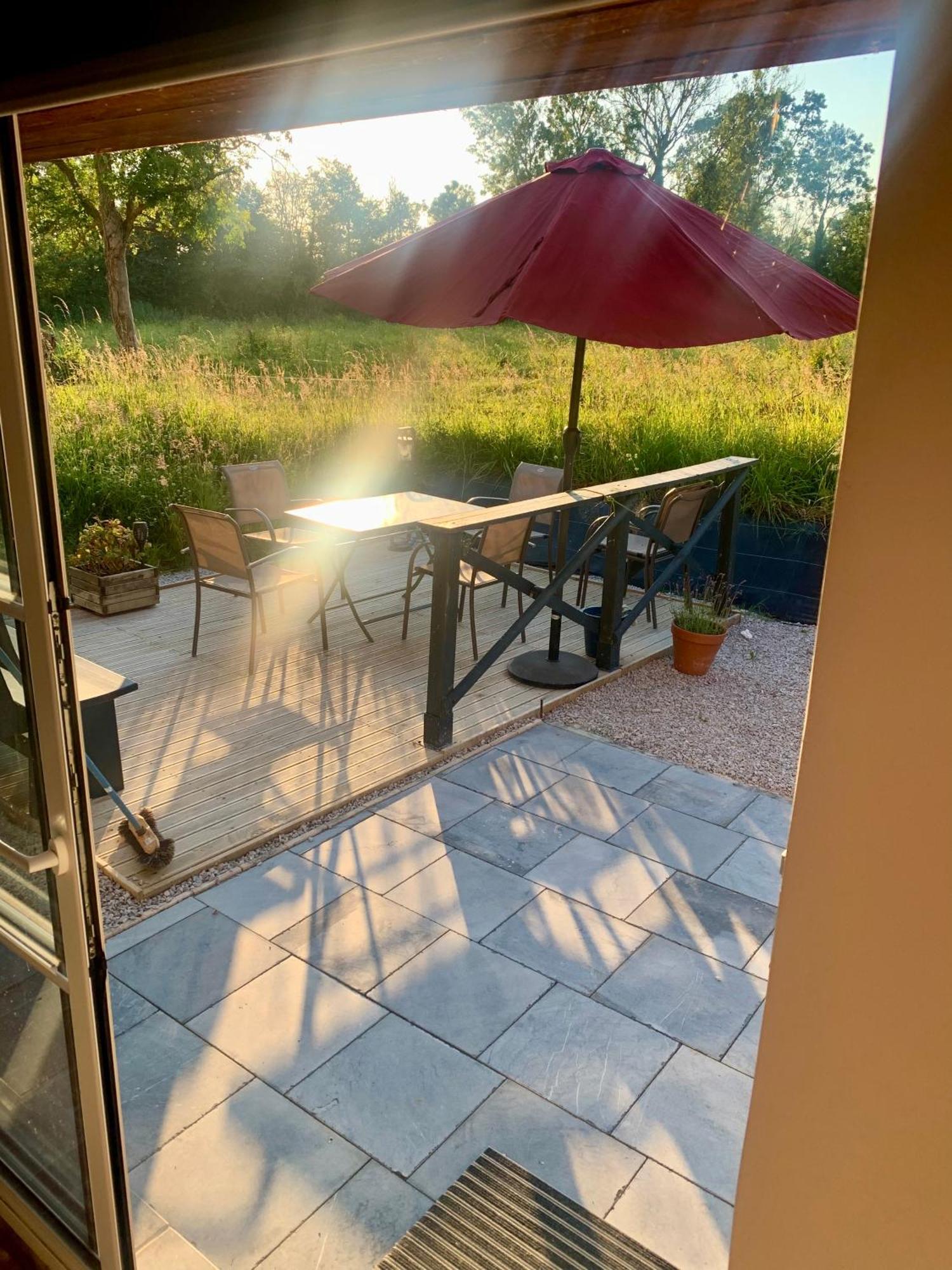 Comfortable House For 6 Guests In Saint-Come-Du-Mont Villa Esterno foto